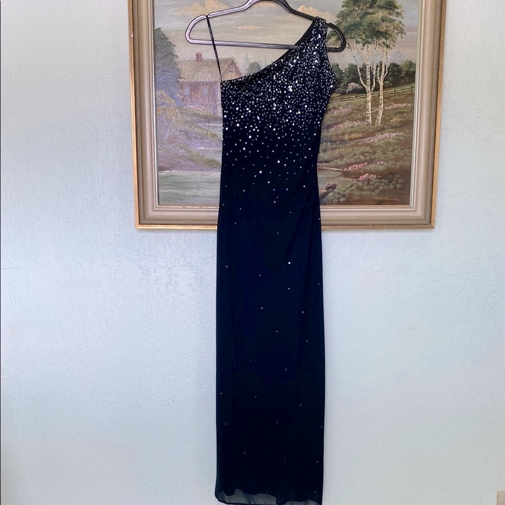 Vintage LAUNDRY One-Shoulder Formal Dress